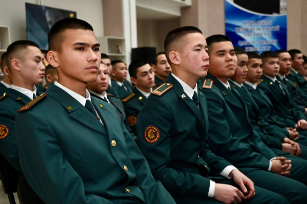 Кадеты военного колледжа рассказали о жизни и боевом пути легендарного полководца