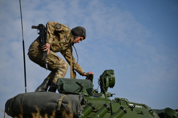 Шымкентская механизированная бригада отработала боевую готовность Шымкентская механизированная бригада отработала боевую готовность