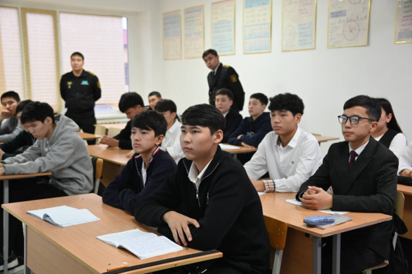 Урок мужества в колледже имени Есенова: встреча будущего с настоящим