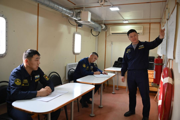 В Военно-морских силах приступили к выполнению курсовой задачи К-1