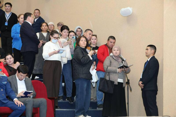 Нурдаулет Килыбай выслушал проблемы жителей города Актау Нурдаулет Килыбай выслушал проблемы жителей города Актау