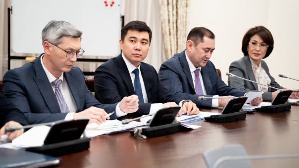 В регионах усилят выездной контроль за строительством объектов здравоохранения В регионах усилят выездной контроль за строительством объектов здравоохранения