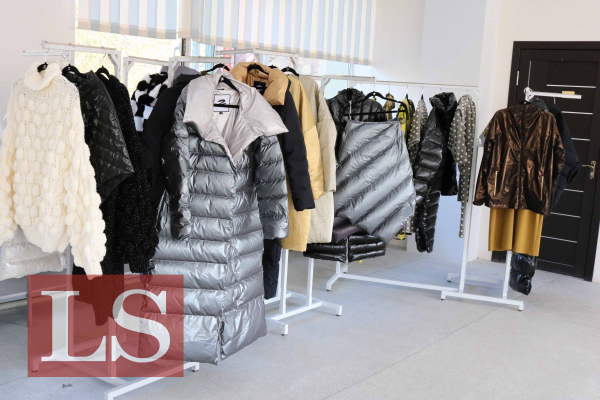 В ежовых рукавицах: Испания и Азербайджан покупают зимнюю одежду в Казахстане. Инфографика В ежовых рукавицах: Испания и Азербайджан покупают зимнюю одежду в Казахстане. Инфографика