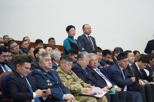 Аким Акмолинской области Марат Ахметжанов провел встречу с жителями Коргалжынского района Аким Акмолинской области Марат Ахметжанов провел встречу с жителями Коргалжынского района