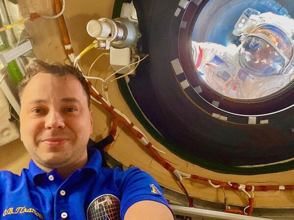 Межзвёздный объект 3I/ATLAS и туманность-бабочка: самые необычные космические фото - 2025