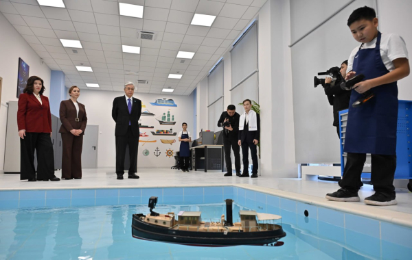 
Президент посетил многофункциональный комплекс Tanym
