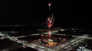 Первая елка в истории г. Косшы зажглась на городской площади