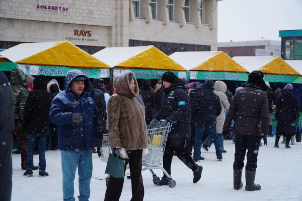 200 тонн продуктов по доступным ценам: в Кокшетау прошла областная ярмарка 200 тонн продуктов по доступным ценам: в Кокшетау прошла областная ярмарка