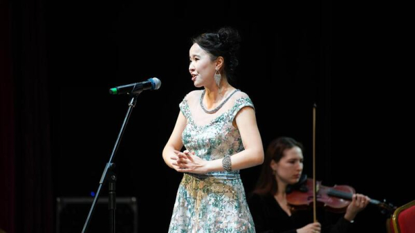 В ВКО состоялся концерт Заслуженного артиста РК Вячеслава Ткача