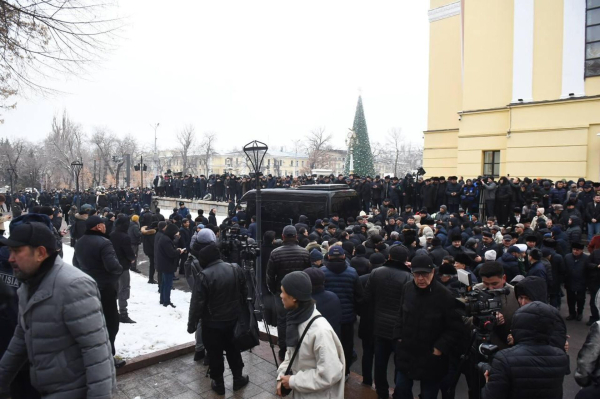 В Алматы прощаются с Асанали Ашимовым 