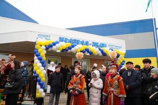 Еще один долгострой завершен: введен в эксплуатацию физкультурно-оздоровительный комплекс в селе Красный Яр Еще один долгострой завершен: введен в эксплуатацию физкультурно-оздоровительный комплекс в селе Красный Яр