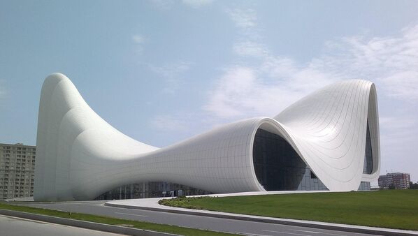 От "Хан-Шатыра" в Астане до "Тонкого дома" в Лондоне: самые необычные здания мира фото