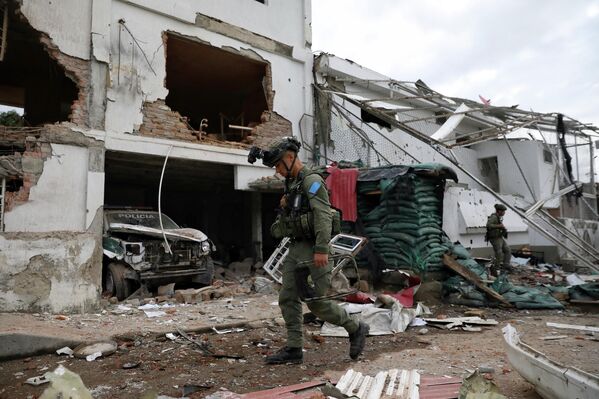 От заплыва памяти в Сиднее до фестиваля причесок в Нигерии: самые яркие фото недели От заплыва памяти в Сиднее до фестиваля причесок в Нигерии: самые яркие фото недели