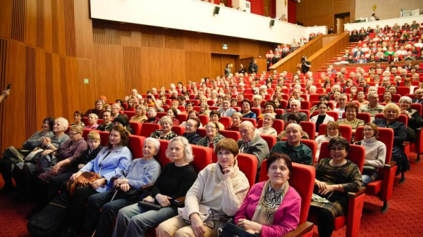 В ВКО состоялся концерт Заслуженного артиста РК Вячеслава Ткача