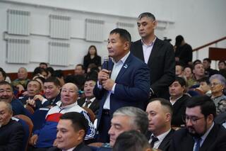 Аким Акмолинской области Марат Ахметжанов провел встречу с жителями Коргалжынского района Аким Акмолинской области Марат Ахметжанов провел встречу с жителями Коргалжынского района