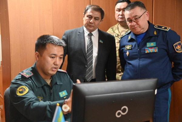 В Карагандинской области прошёл открытый разговор между армией и обществом