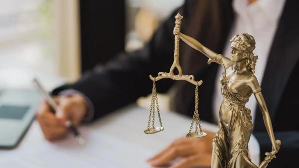 Передачу дома должника на продажу отменил суд в Жетысуской области: спор вызвала оценка недвижимости
Передачу дома должника на продажу отменил суд в Жетысуской области: спор вызвала оценка недвижимости