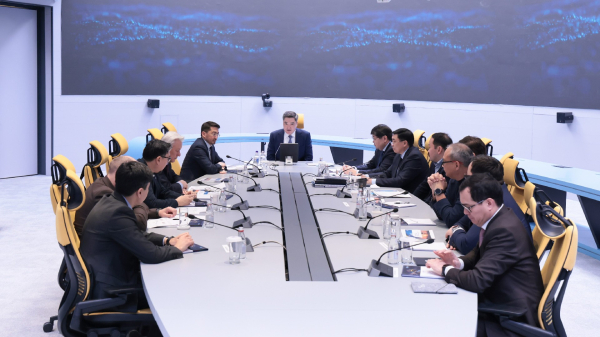 Эксперты назвали главные угрозы и возможности для экономики Казахстана Эксперты назвали главные угрозы и возможности для экономики Казахстана