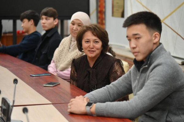 В Шымкенте состоялась встреча со студентами из Мангистауской области