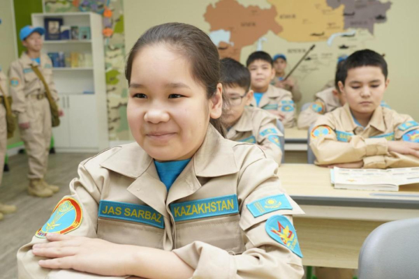 &laquo;Закон и порядок&raquo;: в столичной школе прошла правовая акция