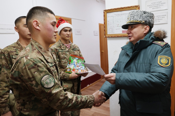 Личный состав Национальной гвардии отметил Новый год на боевом посту