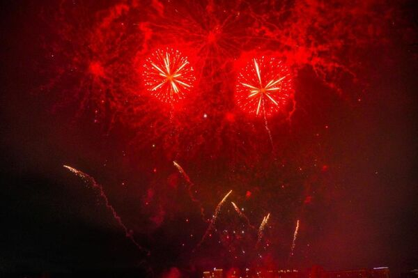 Салютами встретила Астана новый 2026 год