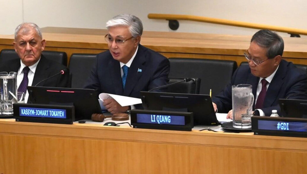 20 зарубежных поездок в 15 стран совершил Токаев в 2025 году 