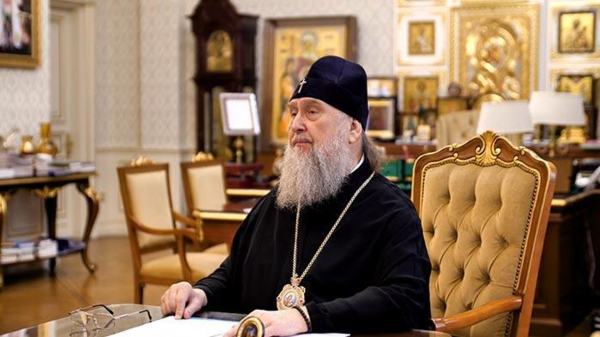 Митрополит Александр призвал отметить Рождество добрыми делами 