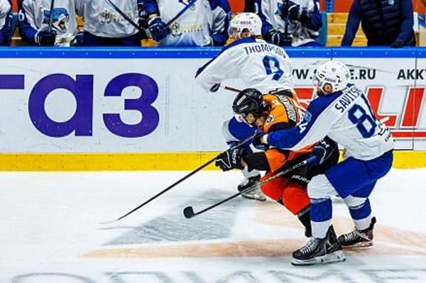 "Барыс" в серии буллитов уступил "Амуру"