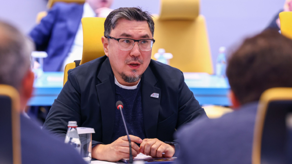 Эксперты назвали главные угрозы и возможности для экономики Казахстана Эксперты назвали главные угрозы и возможности для экономики Казахстана