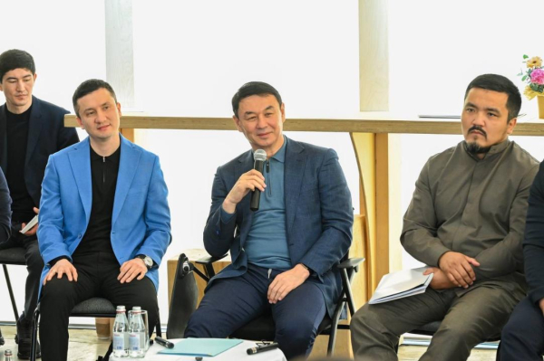 В Аюсае говорили о будущем Алматы и участии частного бизнеса
