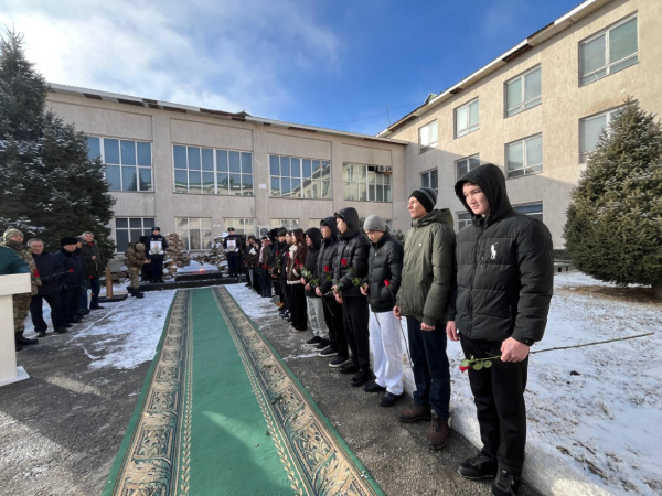 В воинских частях Национальной гвардии прошел День памяти «Мәңгілік сапта» В воинских частях Национальной гвардии прошел День памяти «Мәңгілік сапта»