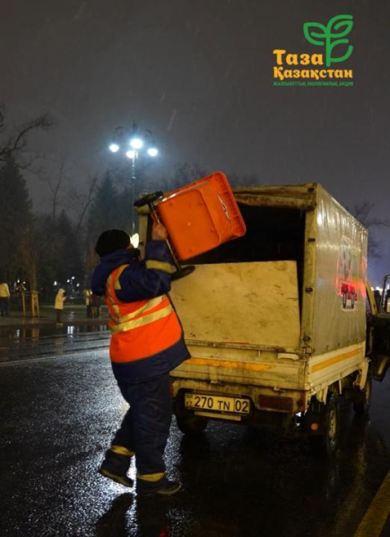 «Таза Қазақстан»: алматинцы поддержали уборку города сразу после праздника «Таза Қазақстан»: алматинцы поддержали уборку города сразу после праздника