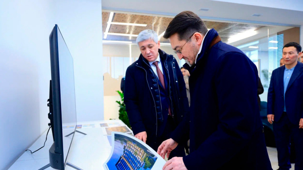 Жаслан Мадиев обозначил задачи цифрового развития региона на 2026 год