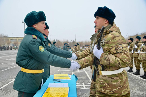В Гвардейском гарнизоне свыше 600 солдат присягнули на верность Родине
