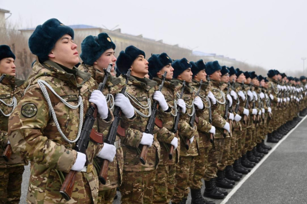 В Гвардейском гарнизоне свыше 600 солдат присягнули на верность Родине