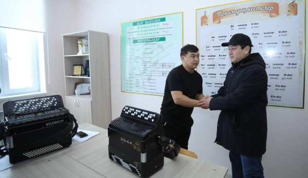 Нурдалет Килыбай ознакомился с работой ряда социальных и инфраструктурных объектов в селе Сайотес