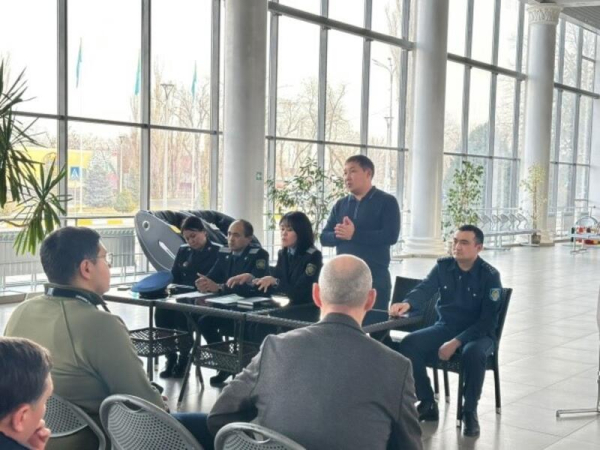 В международном аэропорту «Аулие Ата» г.Тараз проведено занятие по безопасности В международном аэропорту «Аулие Ата» г.Тараз проведено занятие по безопасности