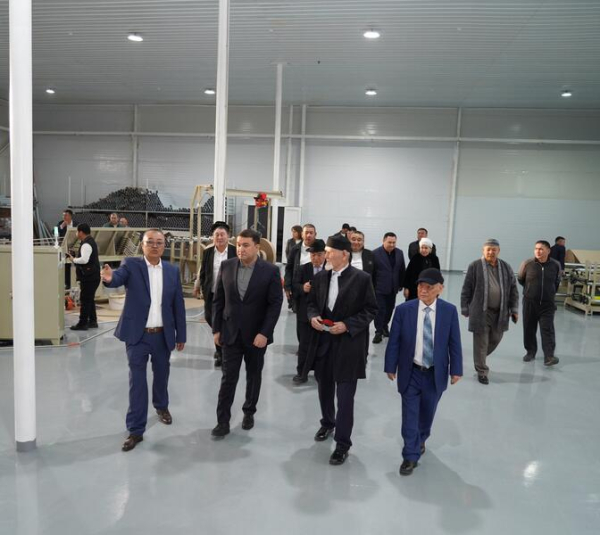 В ТУРКЕСТАНЕ ОТКРЫЛСЯ ЗАВОД ПО ПРОИЗВОДСТВУ ПОЛИЭТИЛЕНОВОЙ УПАКОВКИ И СКОТЧА