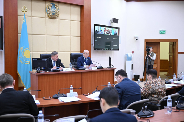 Казахстанским нефтяникам напомнили об обязательствах перед страной