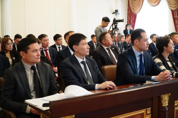 Акмолинская область включилась в обсуждение новой Конституции Казахстана Акмолинская область включилась в обсуждение новой Конституции Казахстана