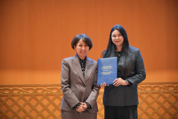 Молодым учёным вручили жильё от имени Президента: кто получил сертификаты Молодым учёным вручили жильё от имени Президента: кто получил сертификаты