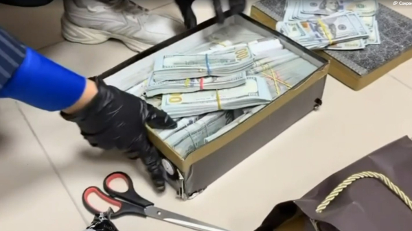 1,8 миллиарда на процентах: в СКО под суд отправили «теневого банкира» 1,8 миллиарда на процентах: в СКО под суд отправили «теневого банкира»