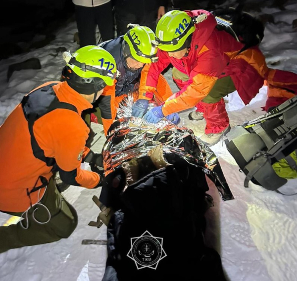 Иностранную туристку эвакуировали в горах Алматы