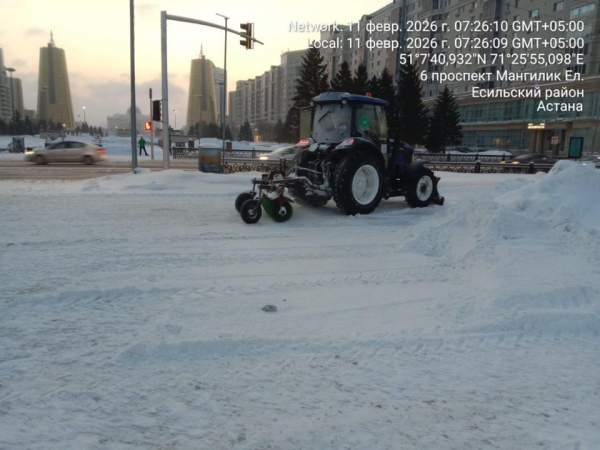 В Астане за ночь вывезли 63 тысячи кубометров снега В Астане за ночь вывезли 63 тысячи кубометров снега