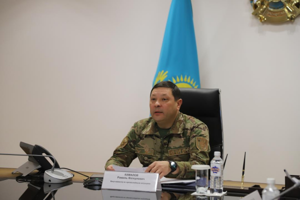 Безопасность детей и паводки стали главными темами заседания в МЧС