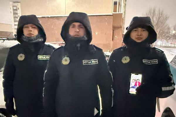 Нашли нарушителя и вернули дорогой телефон: один вечер патруля в Астане Нашли нарушителя и вернули дорогой телефон: один вечер патруля в Астане