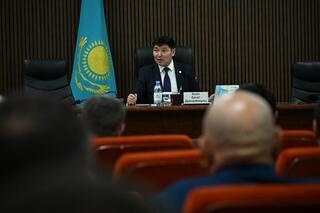 Аким города Ернат Бәзіл встретился с руководителями крестьянских хозяйств Аким города Ернат Бәзіл встретился с руководителями крестьянских хозяйств