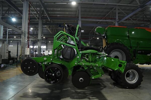 Предприятия Алтайского края делятся опытом с казахстанцами в сфере АПК Предприятия Алтайского края делятся опытом с казахстанцами в сфере АПК