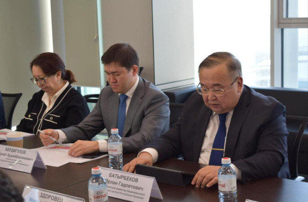 Казахстан укрепляет нормативную базу атомной энергетики Казахстан укрепляет нормативную базу атомной энергетики